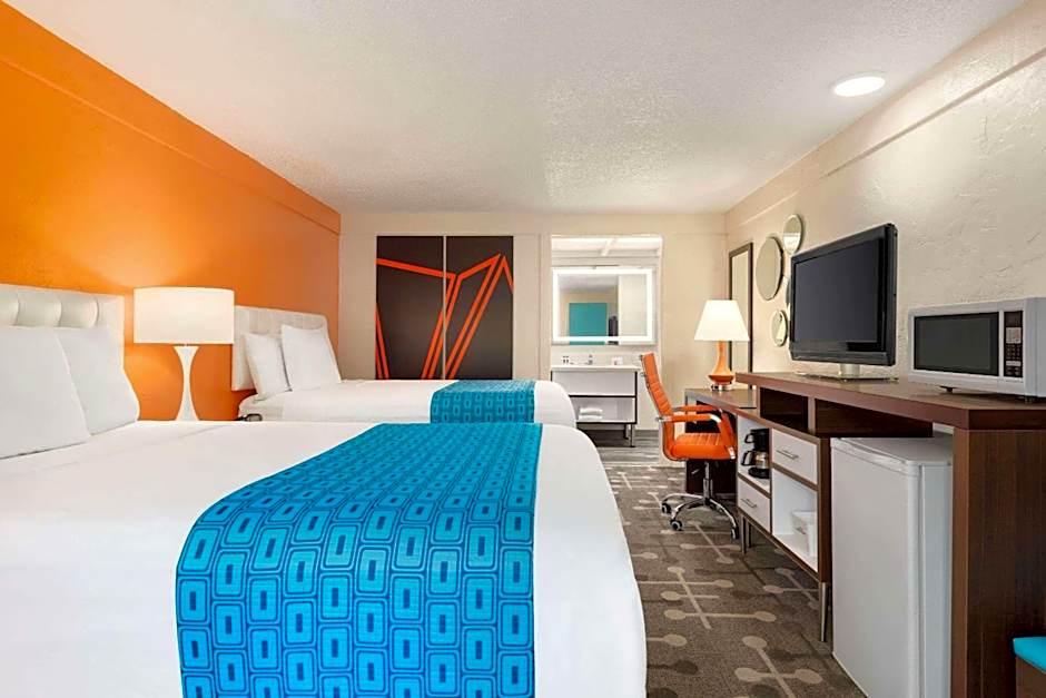 Dover Inn and Suites