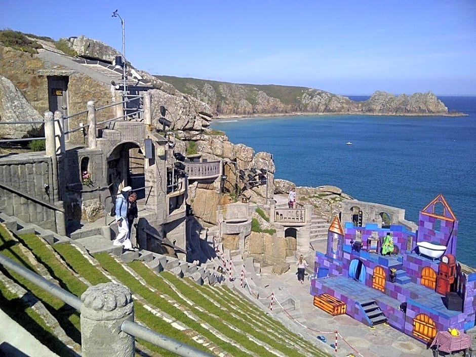 The Wellington Hotel