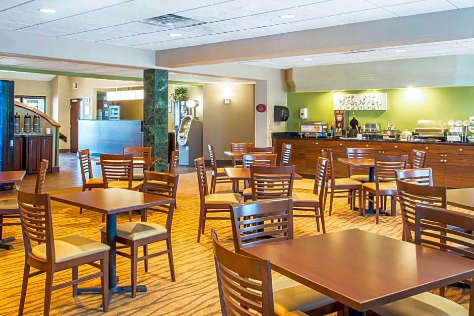Sleep Inn & Suites Oregon - Toledo