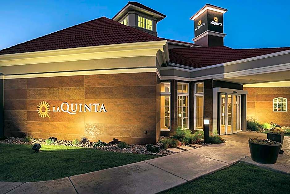 La Quinta Inn & Suites by Wyndham Phoenix Chandler