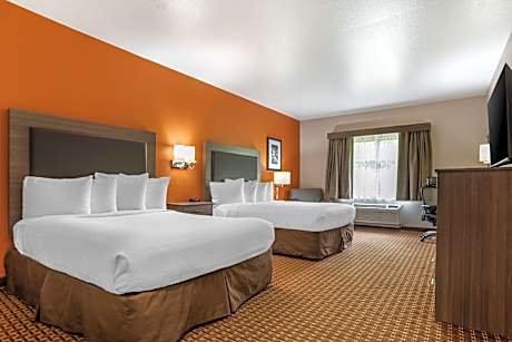 2 Queen Beds Non-Smoking Microwave And Refrigerator Wi-Fi Full Breakfast