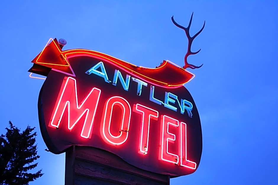 Antler Inn