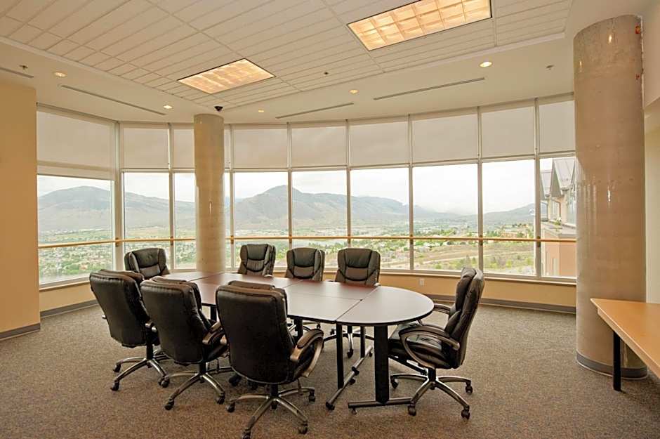 Residence & Conference Centre - Kamloops