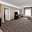 La Quinta Inn & Suites by Wyndham Deer Park