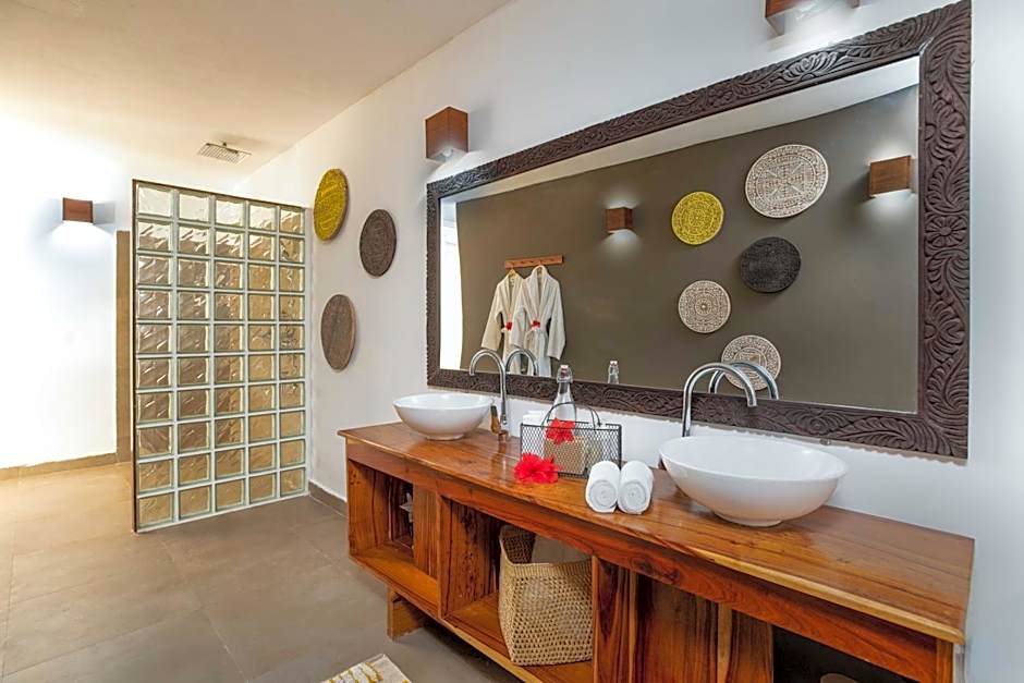 White Paradise Zanzibar