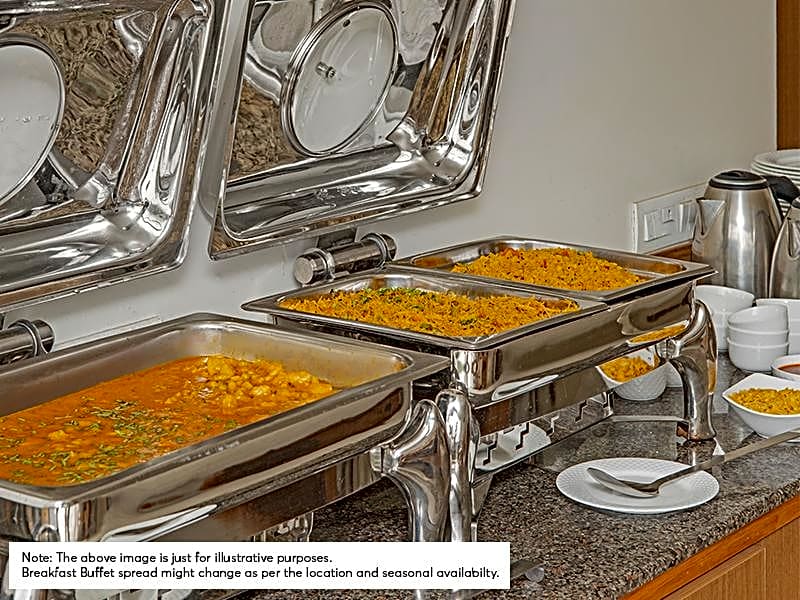 Treebo Trend Classic Grande, Camp