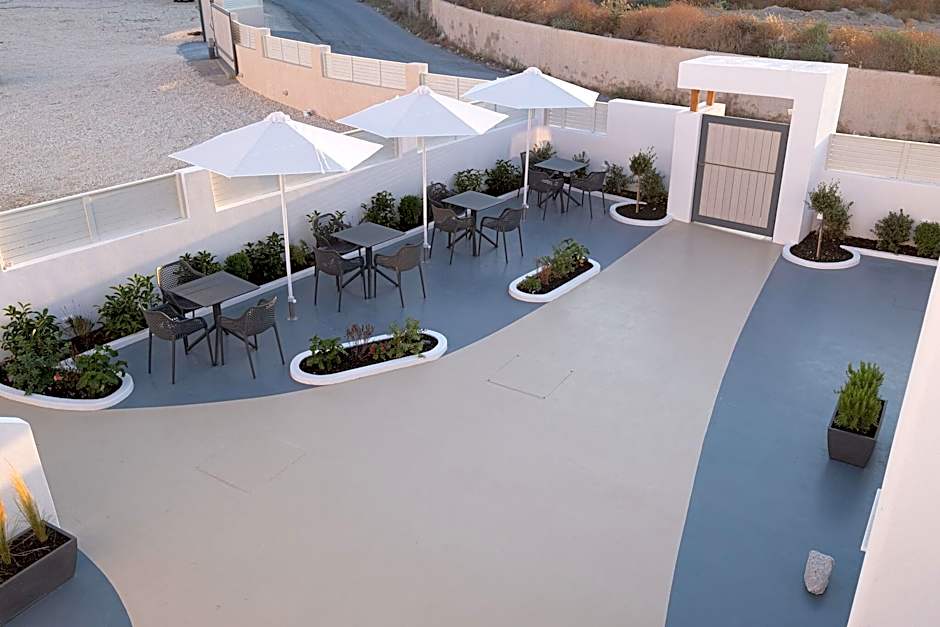 Santoterra Antigua Suites