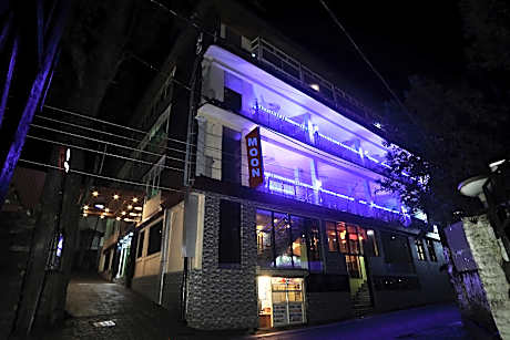 Hotel Moon- by Excellent Hospitality 