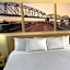 Days Inn by Wyndham Clinton