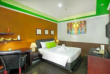 Queen Room