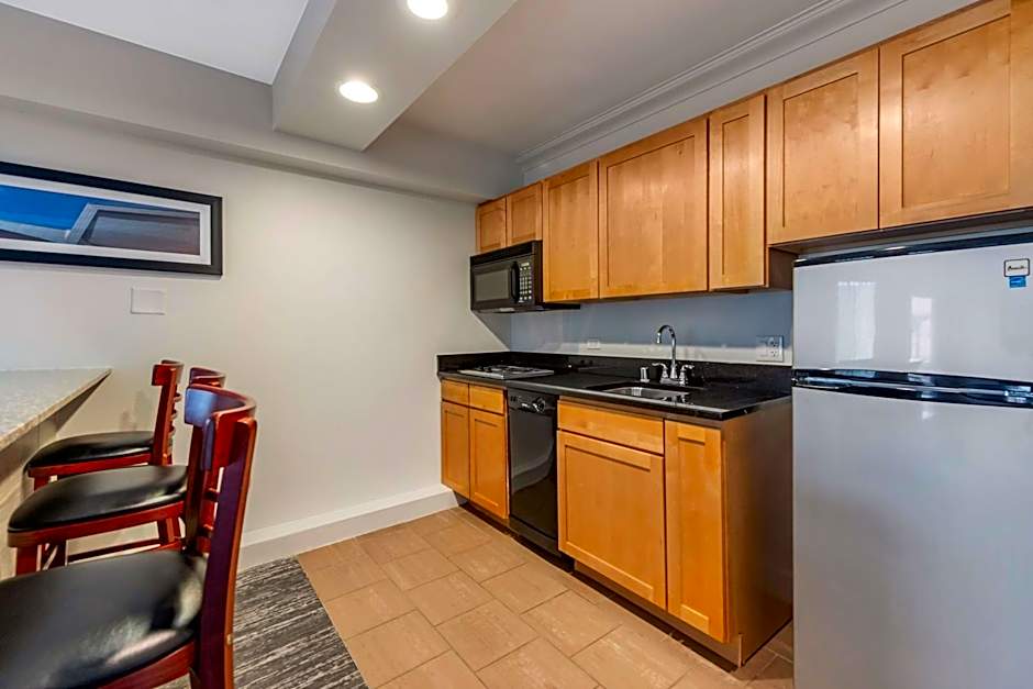 Best Western Premier Denver East