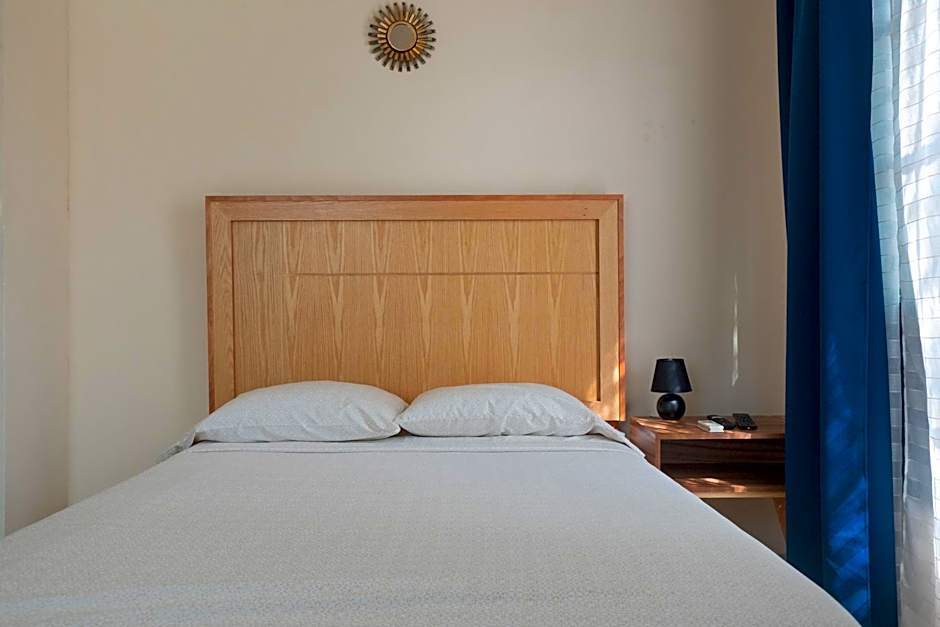 Nido Colibrí - Private Rooms and hostel Dorms in Remate de Paseo Montejo