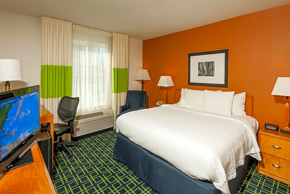 Fairfield Inn & Suites by Marriott Brunswick Freeport