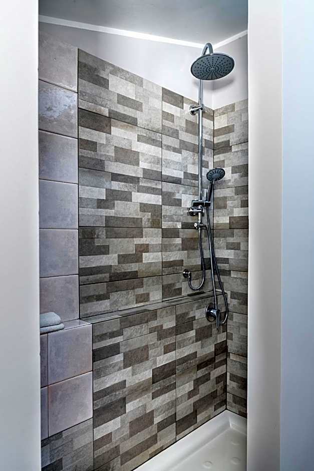 Travelershome Ciampino&Morena GuestHouse