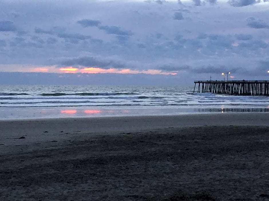 Motel 6 Pismo Beach - Pacific Ocean