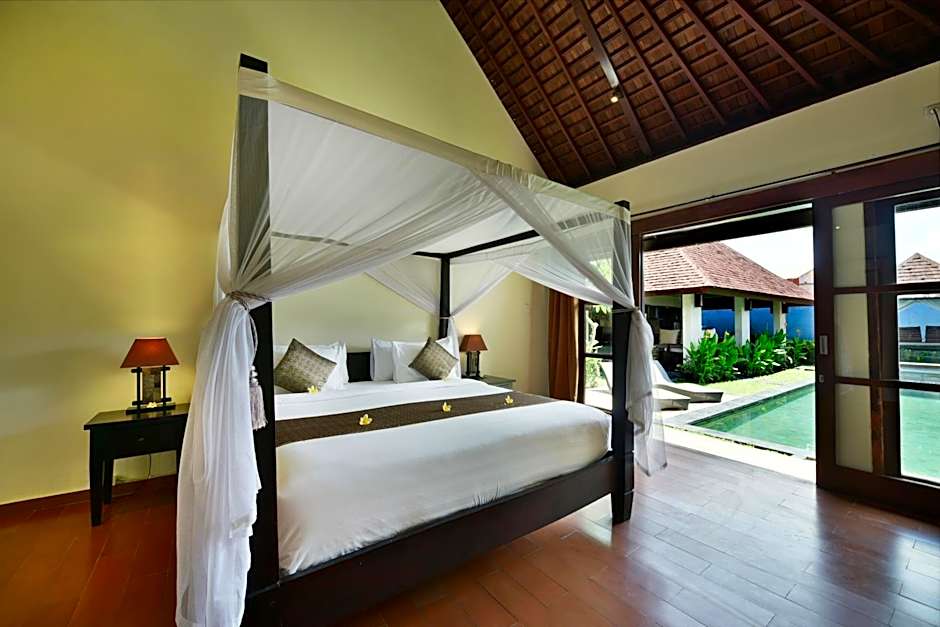 The Khayangan Dreams Villa Umalas
