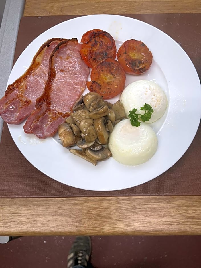 The Lawns Tea Room and B&B