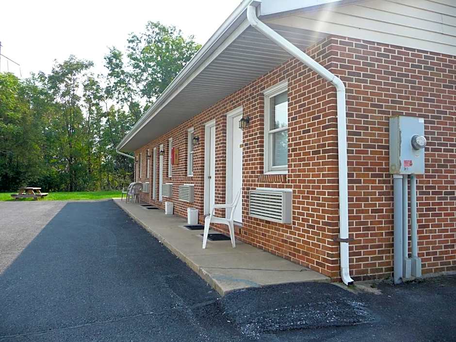 Red Rose Motel