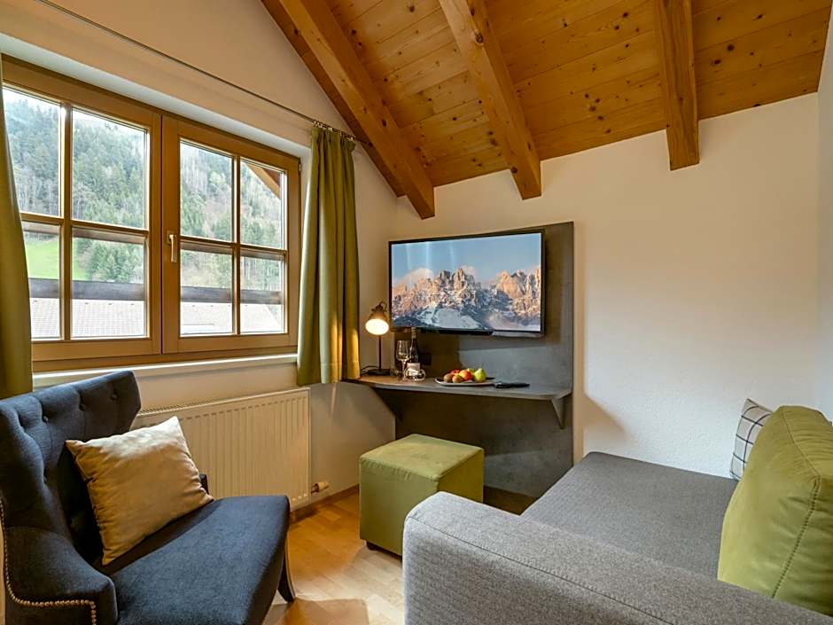 La Pasta Hotel Restaurant