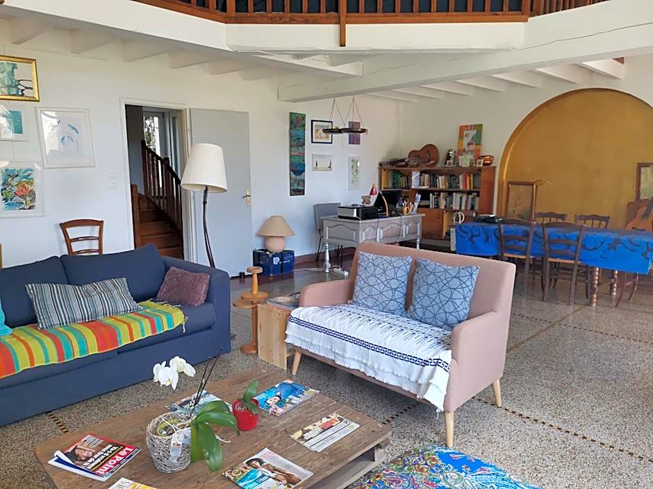 Cassis Hostel