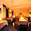 Geetanjali Hotel & Motel