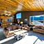 Bison Lodge - Lg Home - 2 bedrooms - less than 5 miles to Yellowstone North Entrance, Sleeps up to 8
