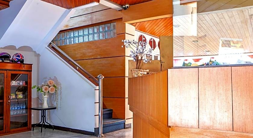 RedDoorz Plus @ Sukamulya Pasteur 2