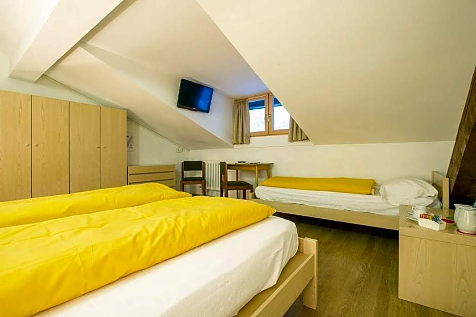 Hotel Regina Delle Dolomiti