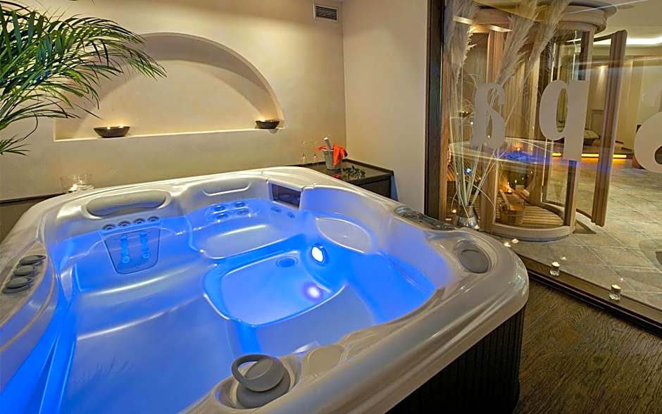 Iakovakis Suites & Spa