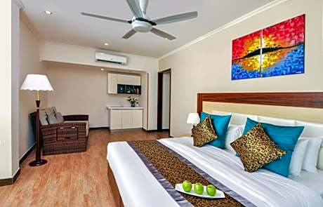 King Suite with Whirlpool