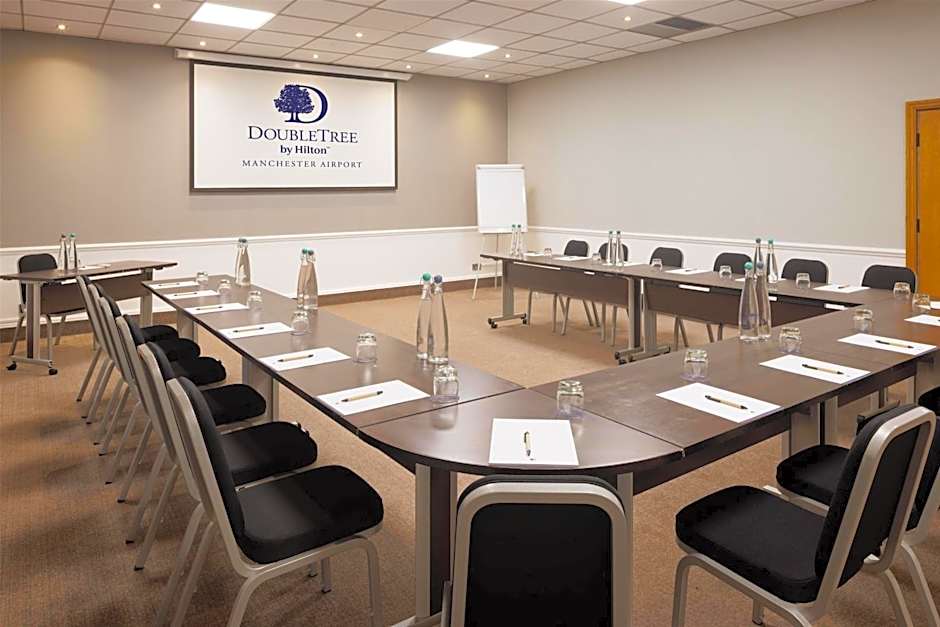 DoubleTree by Hilton Manchester Airport