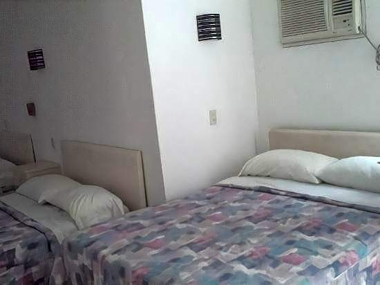 Hotel Morales Inn
