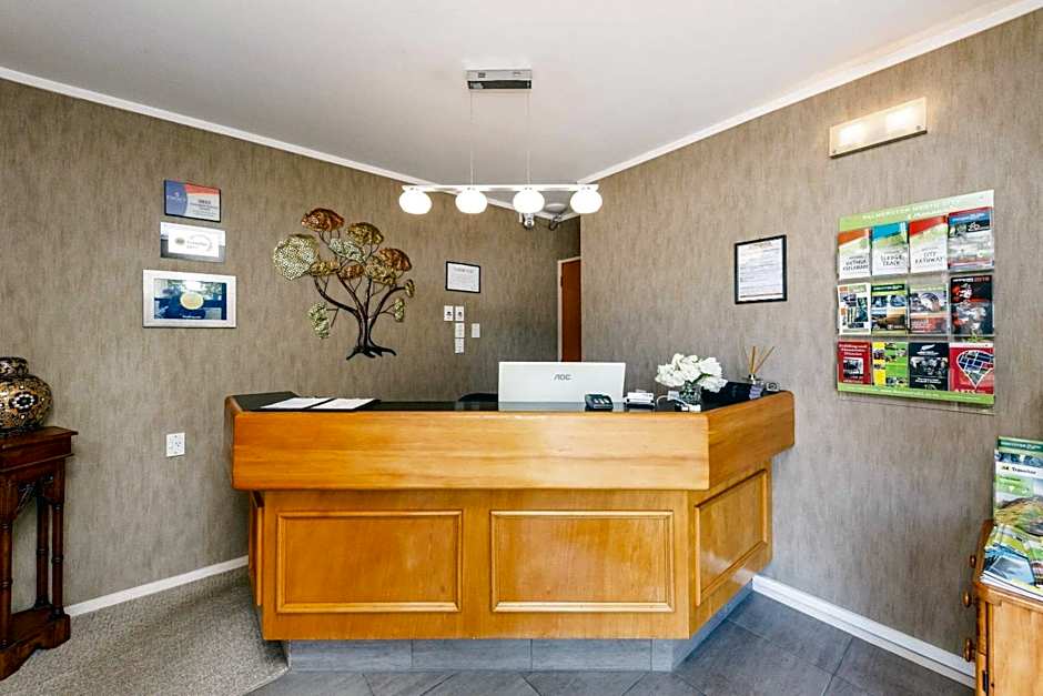 Kauri Court Motel and Apartments