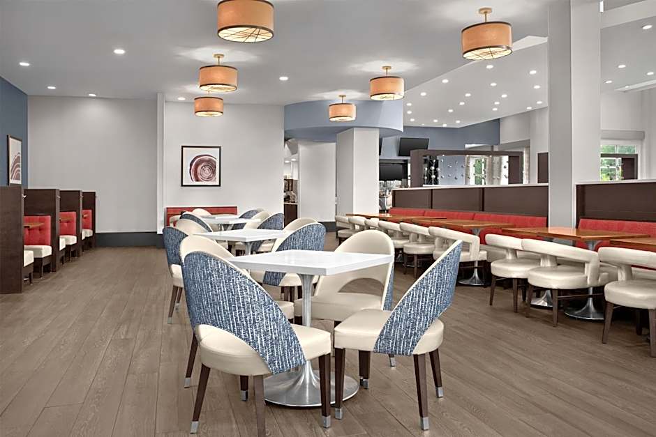 Embassy Suites By Hilton Birmingham / Hoover