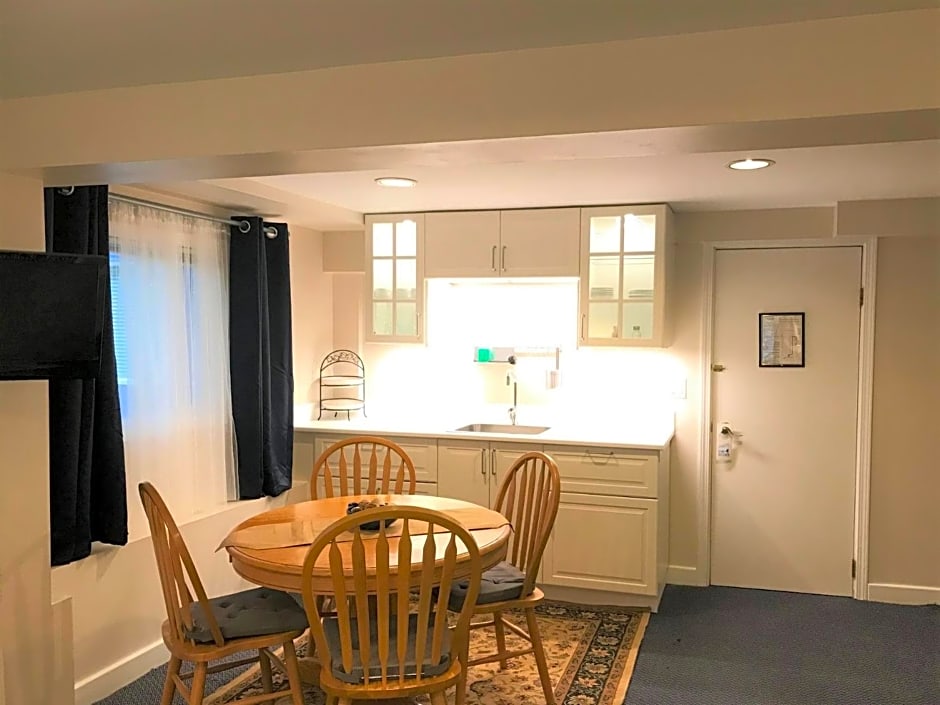 Cambie Lodge
