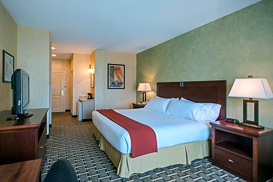 Holiday Inn Express Hotel & Suites Youngstown North-Warren/Niles By IHG