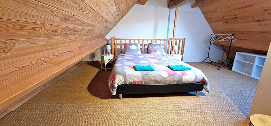 Gîte La Belle Aventure avec piscine et jacuzzi