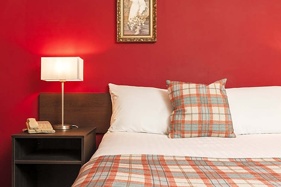 Highlander Hotel 'A Bespoke Hotel'