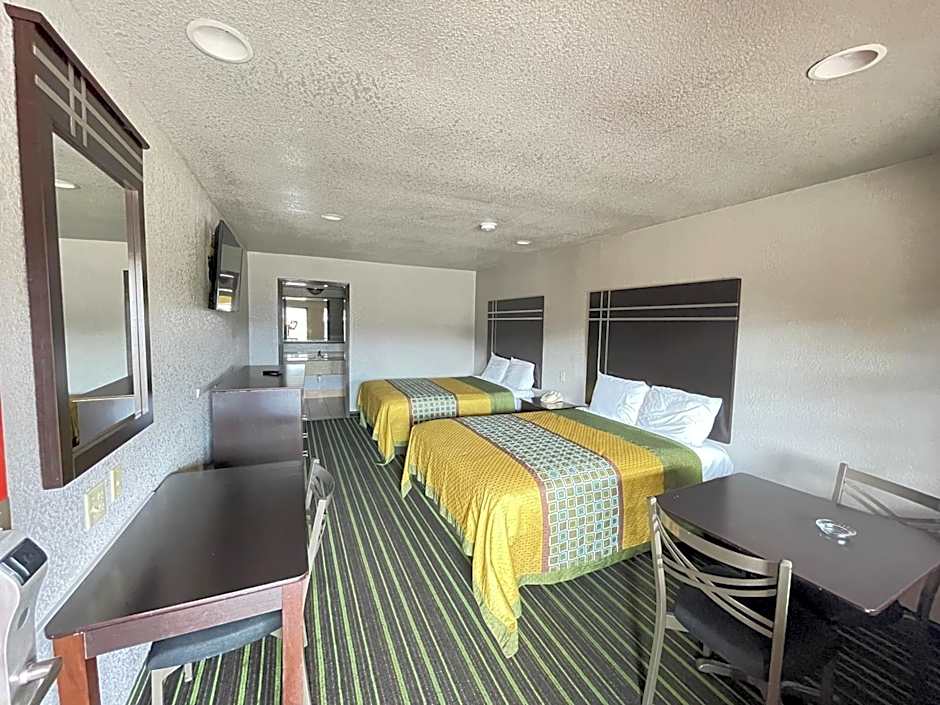 Photo 1 of 34 of REGENCY INN - CHANNELVIEW