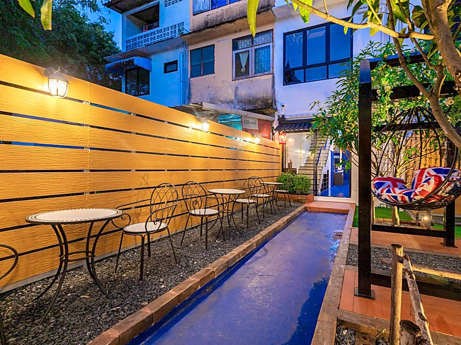 Marco Polo Phuket Poshtel & Bistro