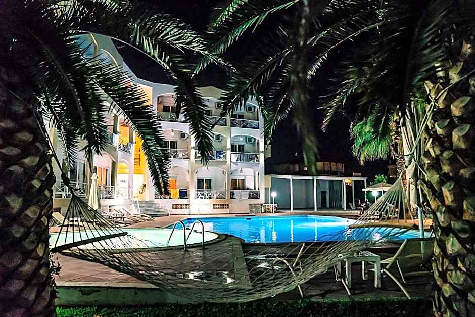 Stavros Beach Hotel