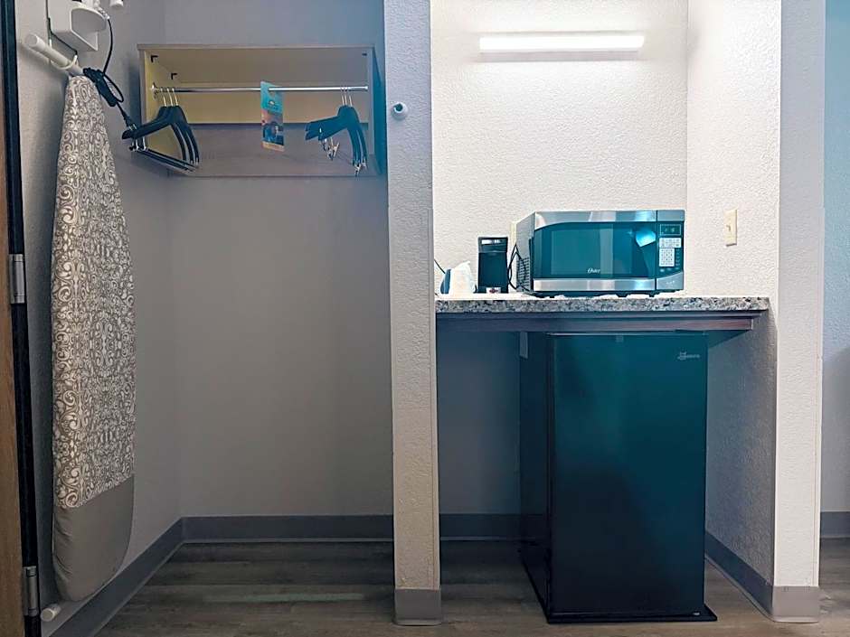 Days Inn by Wyndham Mankato