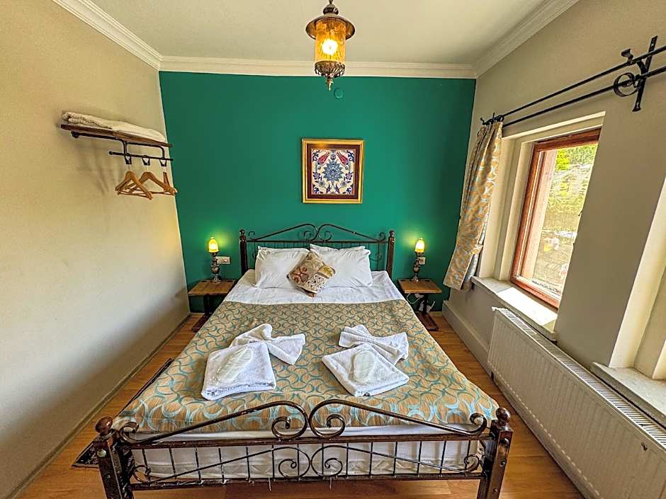 Nomads Cave Hotel & Rooftop