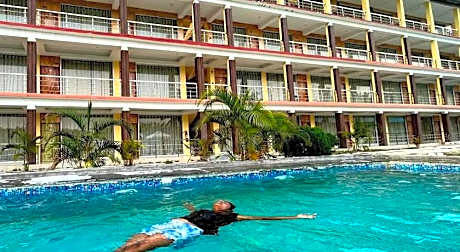 Royal Villa Beach Resort