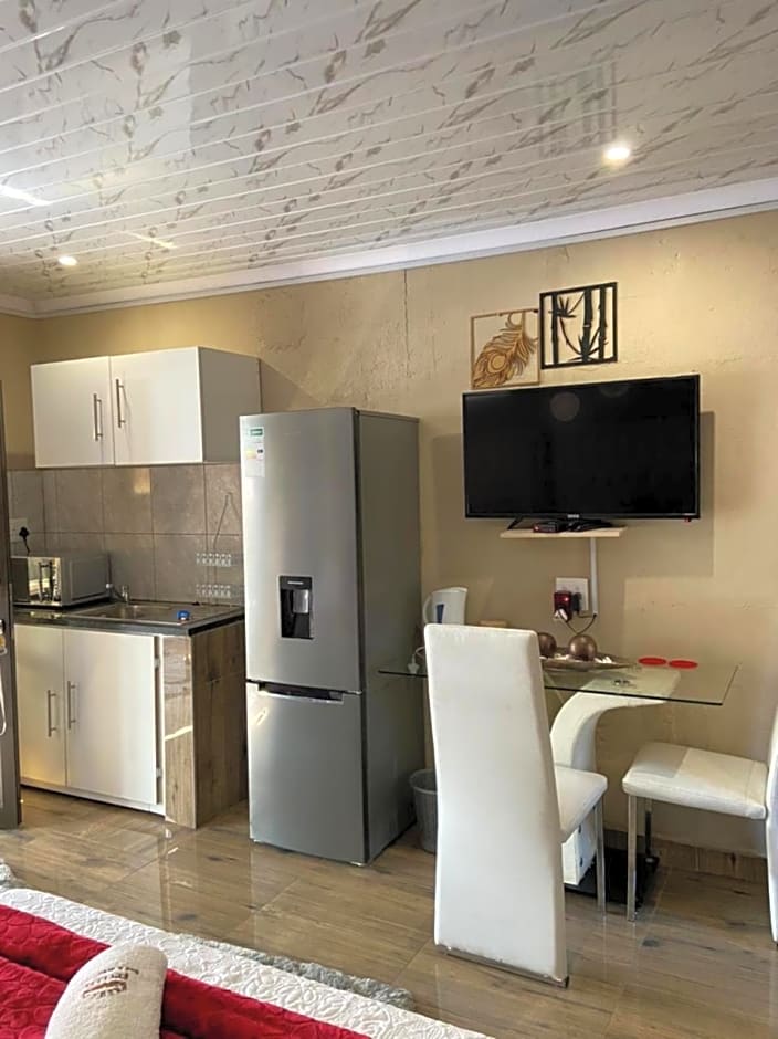 Nsuku Bed and Breakfast