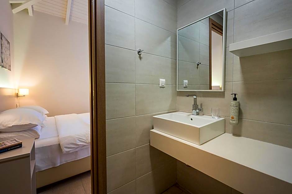 Spilia Village Hotel & Villas