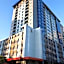 H on Mitchell Apartment Hotel