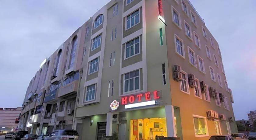 Lks Hotel