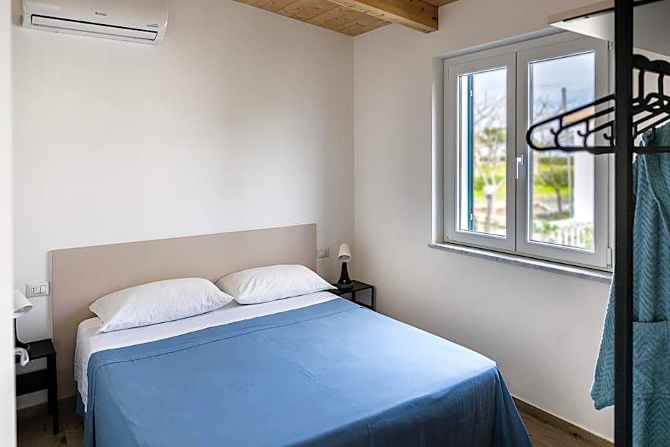 Villaggio Camping Poseidon - Bungalows & Rooms with Sea View in Nature