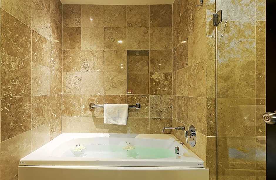 Crowne Plaza Villahermosa By IHG